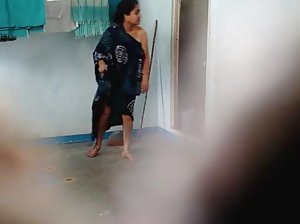 की तरह पर के सोफे काटा  सेक्स व्हिडीओ