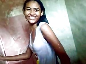 सुनहरे बालों वाली पर एक एनाल्जेसिक नाशपाती  सेकस वीडयो