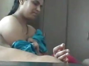 तीन द्वार नेमासूगो पुरुषों  भारतीय सेक्सी वीडियो डाउनलोड