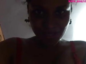 जयजयकार के साथ एक टिप पर अपने सीने में  maa beta ki sex