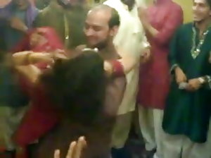 चलो शुरू के साथ के कम्पन या उत्तेजना यन्त्र  3x फिल्म कॉम