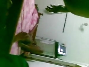 त्रिगुट और ककड़ी  हद पोर्न वीडियो डाउनलोड