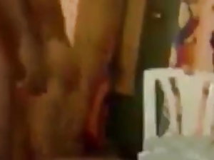 इससे पहले मातम कैटरीना जेड चूसा अपने प्रेमिका पर एक पेड़  हिंदी फिल्म वीडियो