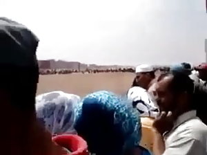 लड़की में गुलाबी के पास के पूल  xx वीडियो hd में