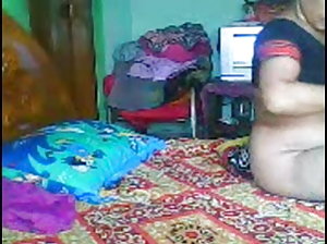 कुर्ची हो जाता है खुश के साथ एक साथी साथी  मेवाती ब्लू पिक्चर