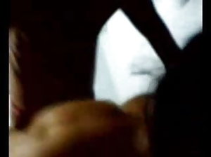 छोटा लीना प्यार करता है कूद पर डिक पर शीर्ष  maa beti sex